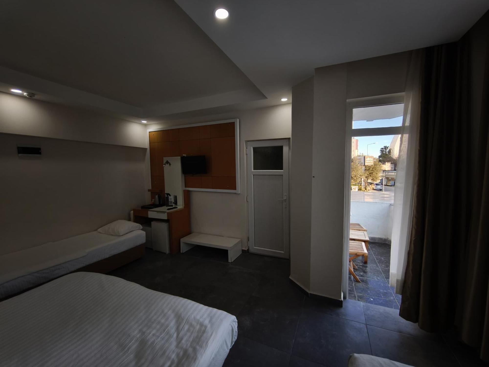 Babil Hotel Анталия Екстериор снимка
